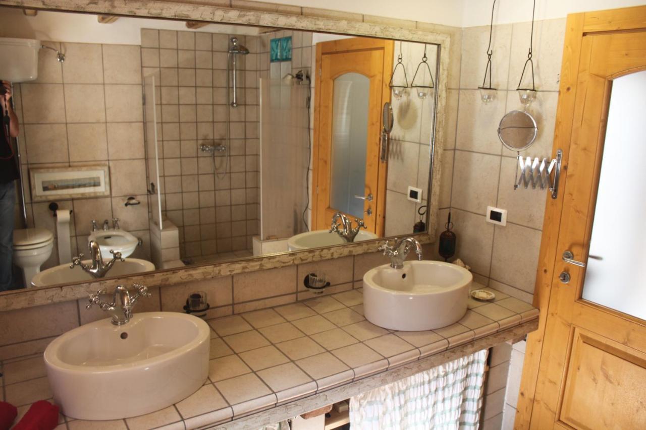 Il Rustico Di Peri Villa Exterior foto